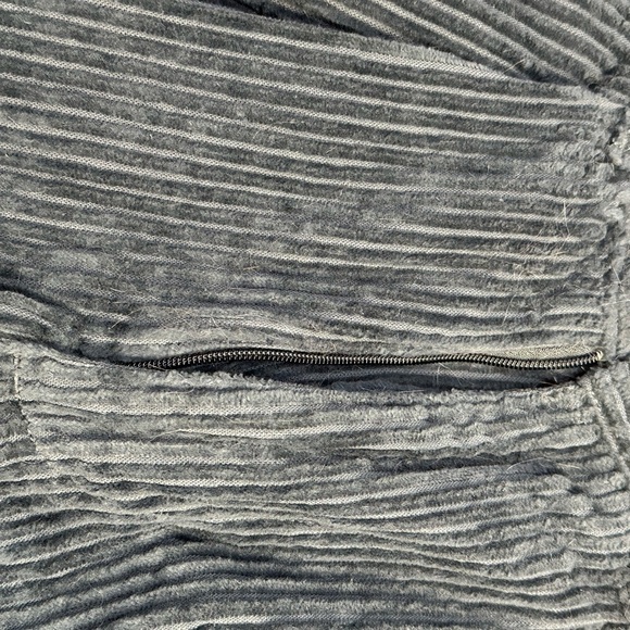 URBAN OUTFITTERS WOMEN’S Size XS blue highrise pants - Picture 5 of 9